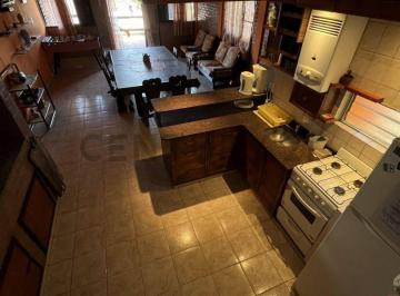 Casa · 150m² · 5 Ambientes · Venta de Casa 5 Ambientes 3 Dorm., Potrero de Garay
