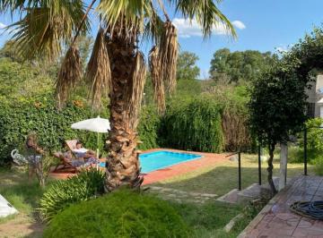 Casa de 4 ambientes, Embalse · Casa en Embalse Calamuchita | Ideal Veraneo | Pileta y Cochera Doble