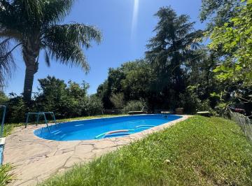 Casa · 90m² · 7 Ambientes · 1 Cochera · Casa de Fin de Semana en Venta en Oliveros