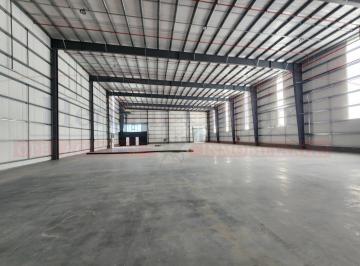 Bodega-Galpón · 850m² · Excelente Nave Industrial de 700 m² a Estrenar en Ebapi