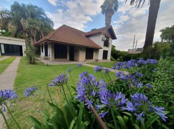 Casa · 170m² · 6 Ambientes · 1 Cochera · Casa en Venta en Manuel B Gonnet