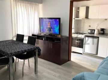 Departamento · 32m² · 2 Ambientes · departamento 2 Ambientes en Ramos Mejía Centro. Totalmente Hecho a Nuevo, Equipado y Amoblado.