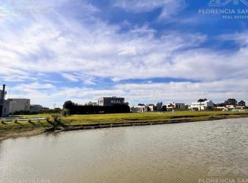 Casa · 250m² · 5 Ambientes · Casa en Alq. Temporario en Canning, Ezeiza, G. B. a. Zona Sur