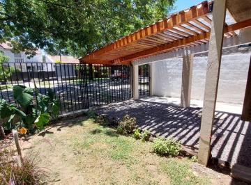 Casa · 2150000m² · 4 Ambientes · 1 Cochera · ¡L. Paganini 443. Barrio Paraiso Zona Rio!