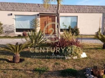 Casa · 170m² · 4 Ambientes · Venta de Casa 4 Ambientes en Lagos de San Eliseo, Presidente Perón. Canning