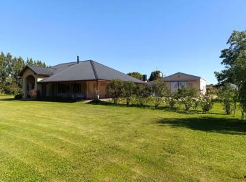 Casa · 292m² · 4 Ambientes · Casa en Venta en Mercedes 4 Ambientes Sobre Lote de 5500 m