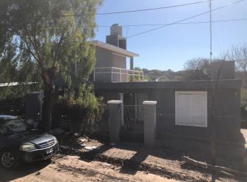 Casa · 150m² · 5 Ambientes · 1 Cochera · Villa Allende - 3 Dorm (1 en Suite y en Pa) - Patio con Pileta