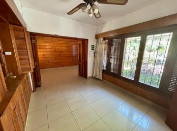 Oficina comercial de 10 ambientes, Córdoba · Casa Comercial Hugo Wast