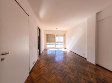 Departamento · 64m² · 5 Ambientes · En Venta - Departamento de Dos Dorm. Piso Exclusivo - Barrio Martin