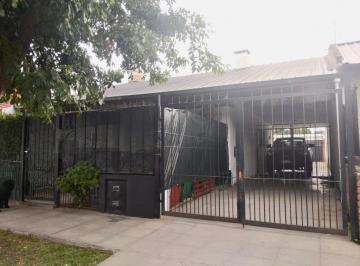 Imagen1 · Chalet Tres Ambientes con Quincho y Garaje