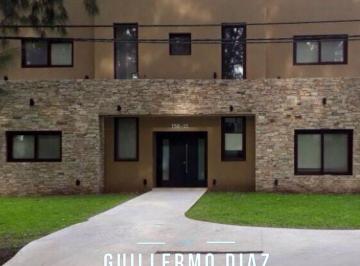 Casa · 800m² · 8 Ambientes · 2 Cocheras · Casa en Alquiler