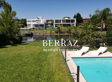 Casa · 161m² · 4 Ambientes · 2 Cocheras · Casa Venta 3 Dorm. Barrio Santa Clara Lote a La Laguna, Villanueva Tigre