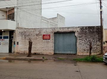 Bodega-Galpón , Córdoba · Cocheras. Galpón.