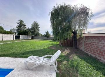 Casa de 3 ambientes, Pilar · Casaquinta en Alquiler con Pileta, en Manuel Alberti