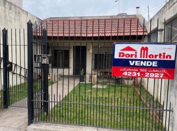 Casa de 3 ambientes, Lomas de Zamora · Apta Credito - Casa con Dos Dorm. en Lomas de Zamora