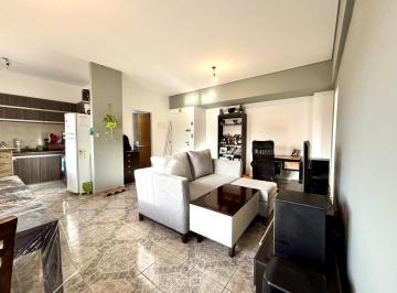 Departamento · 51m² · 2 Ambientes · Departamento en Venta Apto Credito – Excelente Ubicación Sobre Av Yrigoyen