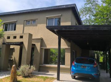 Casa de 4 ambientes, Berazategui · Oportunidad en Estancia San Juan
