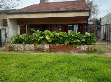 Casa · 150m² · 4 Ambientes · 2 Cocheras · Venta. Casa 3 Dorm. con Pileta. Llavallol