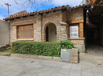 Casa de 4 ambientes, Mar del Plata · Casa Se Vende La Perla Excelente Ubicacion Especial Para Desarrollo Constructivo