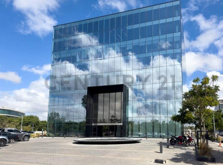 Oficina comercial · 449m² · 1 Ambiente · 10 Cocheras