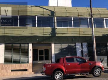 Edificio · 925m² · 10 Ambientes · 1 Cochera · Oficina - Comodoro Rivadavia