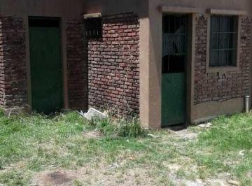 Casa · 70m² · 3 Ambientes · Casa Chalet en Venta en Lomas de Zamora, G. B. a. Zona Sur, Argentina