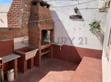 Casa · 64m² · 3 Ambientes · Casa 2 Dorm. Planta Alta