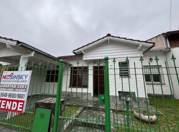 Casa de 3 ambientes, Tres de Febrero · Ciudad Jardin Venta Chalet Alas Argentinas y Lilienthal 3 Ambientes Lote 10x20 m, Fondo Libre