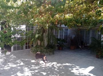 Casa · 234m² · 7 Ambientes · 1 Cochera · Casa Multifamiliar y Locales Comerciales San Andrés