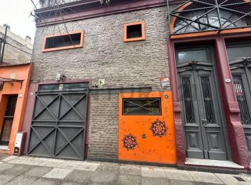 PH · 240m² · 5 Ambientes · 1 Cochera · Venta 5 Ambientes en Parque Avellaneda