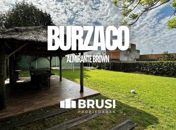 Casa · 156m² · 3 Ambientes · 2 Cocheras · Casa 3 Ambientes con Increíble Parque en Venta, Burzaco