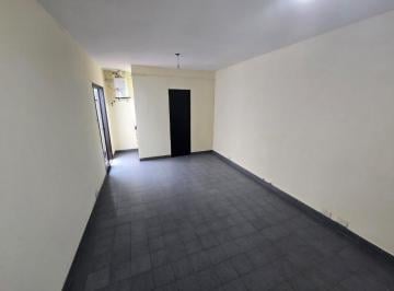 Departamento de 1 ambiente, Morón · Monoambiente con Patio! Oportunidad