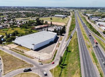 Depósito · 5922m² · Galpón/depósito en Alquiler de 6000 m² Sobre Circunvalación