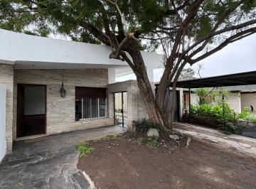 Casa de 7 ambientes, Córdoba · Alquiler Casa Cerro de Las Rosas - Uso Comercial (Opción Habitacional)