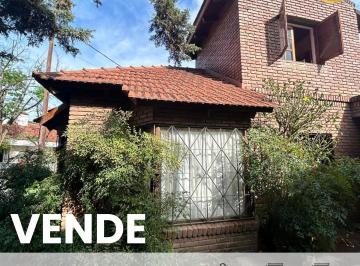 Casa de 4 ambientes, Córdoba · Venta Hermosa Casa en Barrio Urca.