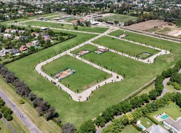 Terreno · 640m² · Terreno en Venta en Los Cardos - Pilar