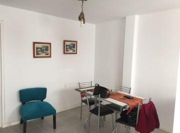 PH · 34m² · 2 Ambientes · Vendo PH en Oportunidad 2 Ambientes Zona Parque Luro