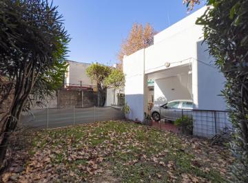 portada · Casa en Venta con Cochera y Pileta