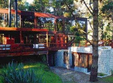 Casa de 5 ambientes, Costa del Este · Hermosa Casa de Categoria en Barrio La Reserva