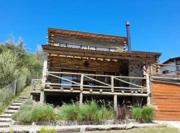 Casa · 100m² · 4 Ambientes · 1 Cochera · Se Vende Cabaña de Troncos y Piedras - Amoblada P. D. garay
