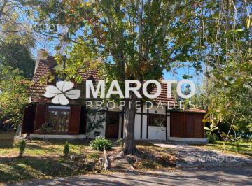 Casa · 200m² · 6 Ambientes · 2 Cocheras · Casa en Venta y Alquiler en C. C. Los Horneros - Maroto Propiedades