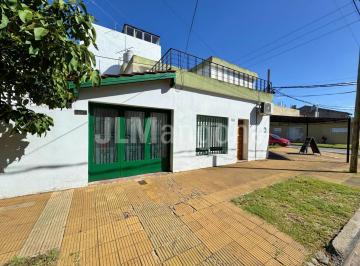 PH · 110m² · 5 Ambientes · 1 Cochera · PH 5 Amb con Cochera, Patio, Terraza y Local