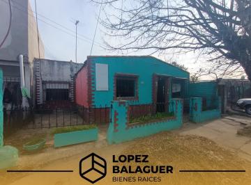Casa · 80m² · 4 Ambientes · 1 Cochera · Casa en Venta Divisible en Virrey del Pino