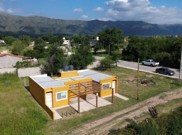 Casa · 45m² · 4 Ambientes · 1 Cochera · Vendo Casas a Estrenar en Cosquin