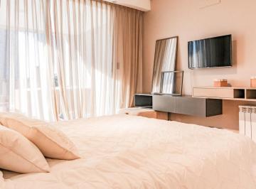Imagen 1 - Piso exclusivo con entrepiso, balcón y vista al río, amenities de lujo y entrega inmediata. Posibili - · Piso Exclusivo con Entrepiso, Balcón y Vista Al Río, Amenities de Lujo y Entrega Inmediata. Posibili