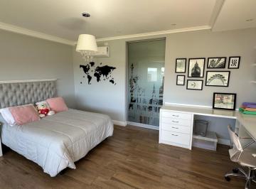 Casa · 500m² · 5 Ambientes · 3 Cocheras · Casa en Barrio Privado: Tierras del Mar