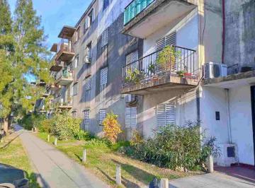 Departamento · 67m² · 4 Ambientes · 1 Cochera · Venta Departamento 4 Amb C/balcón Apto Crédito
