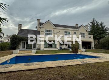 Casa · 414m² · 5 Ambientes · 3 Cocheras · Casa en Venta en Barrancas Norte Urca