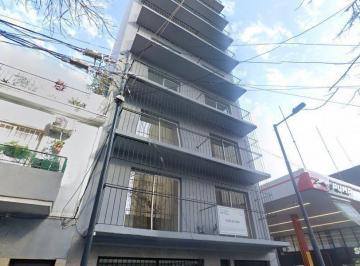 Edificio de 2 ambientes, San Cristobal · Humberto Primo 1762