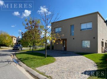 Casa · 162m² · 3 Ambientes · Casa en Venta Sobre Lote Interno en San Francisco, Villanueva.